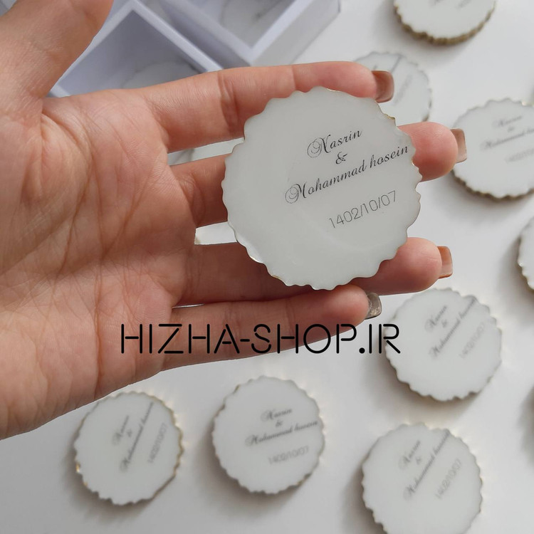 گیفت تمام رزین ساده سفید